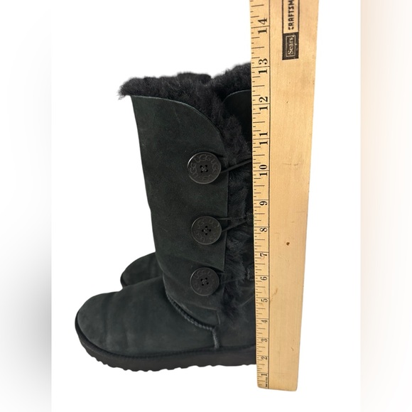 UGG BAILEY BUTTONS TRIPLET BOMBER LEATHER BOOTS BLACK WOMEN SIZE 7 B6 - Picture 5 of 9
